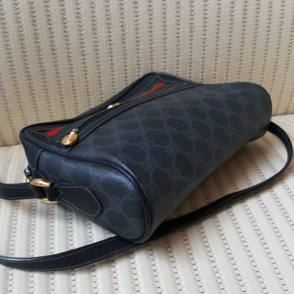 Gucci Black Coated Canvas Crossbody Camera Bag - Picture 5 of 15